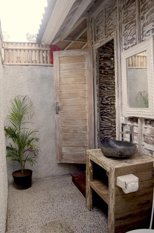 Kakiang Guesthouse Nusa Lembongan  Exterior photo